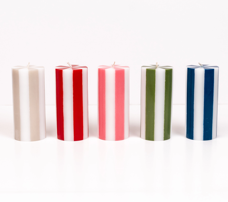 Pillar Candle M bright red/red