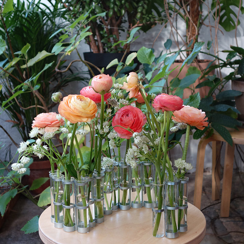 Vase d'Avril - Klein